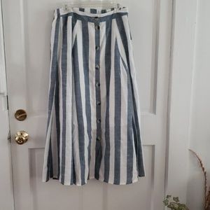 Maxi skirt
